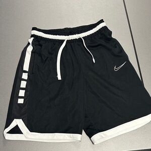 Nike Men's Black and White Athletic Shorts